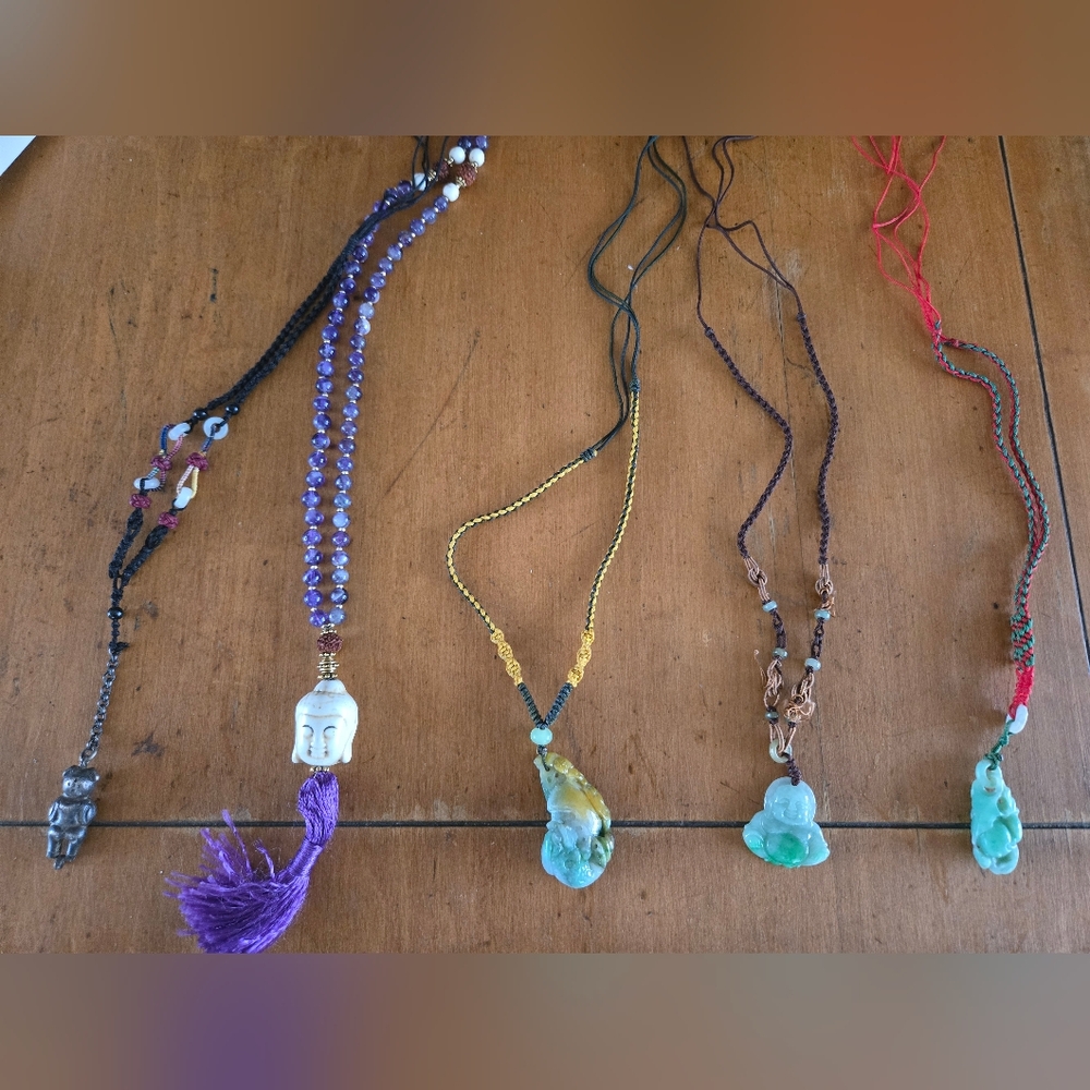 Elegant Purple and Green Beaded Necklace